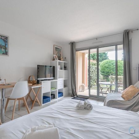 Studio Avec Terrasse Au Golf De Pornic 波尔尼克 外观 照片