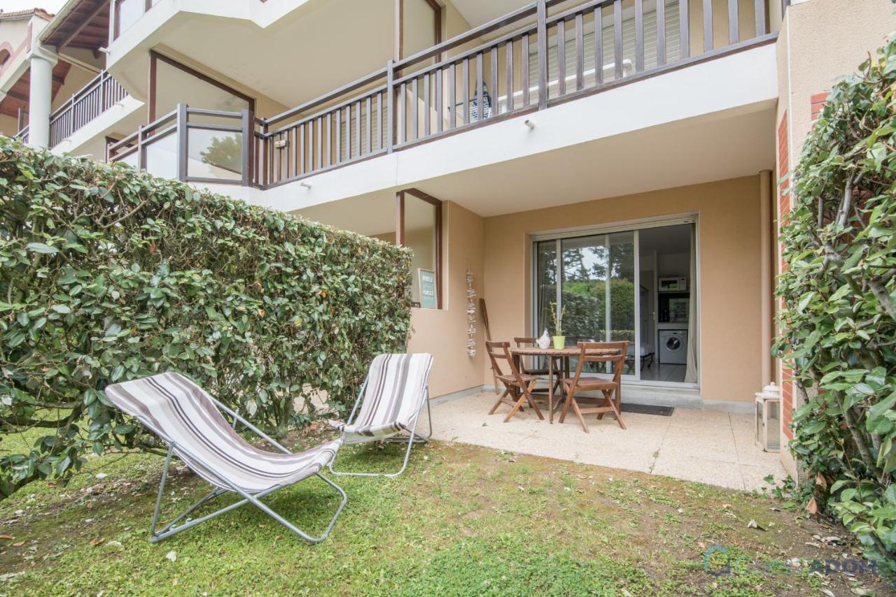 Studio Avec Terrasse Au Golf De Pornic 波尔尼克 外观 照片